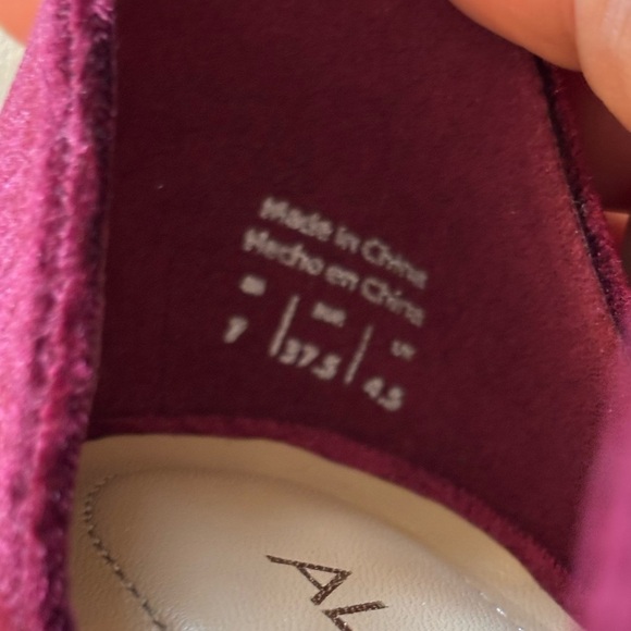 Aldo Tilley Burgundy Velvet Ankle Tie Peep Toe Heels - Picture 5 of 13